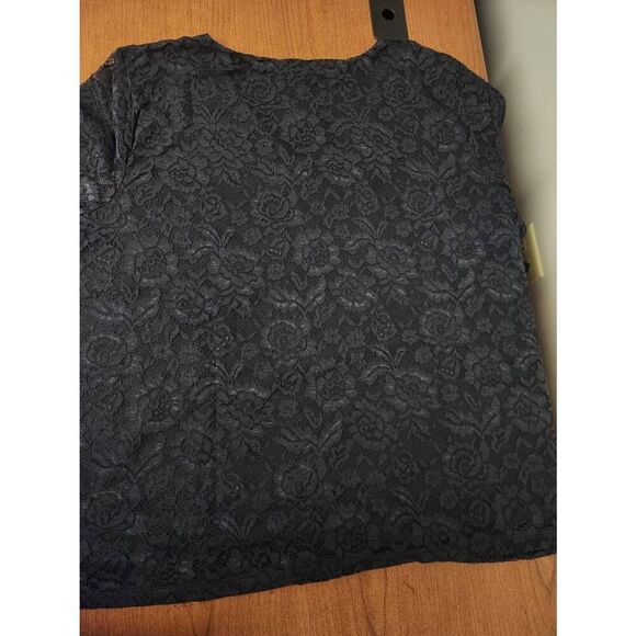 NWT Maurices 3X black Floral Lace V Neck Blouse (R) - Picture 6 of 6